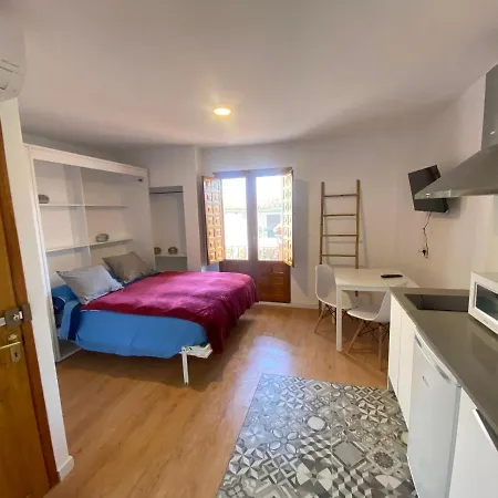 Boutique Anne By Vive La Vila ויאחויוסה