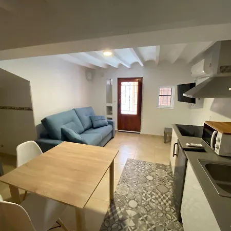 Aparthotel Boutique Anne By Vive La Vila *